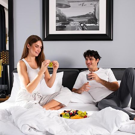 Athenian Riviera Hotel& Suites Extérieur photo