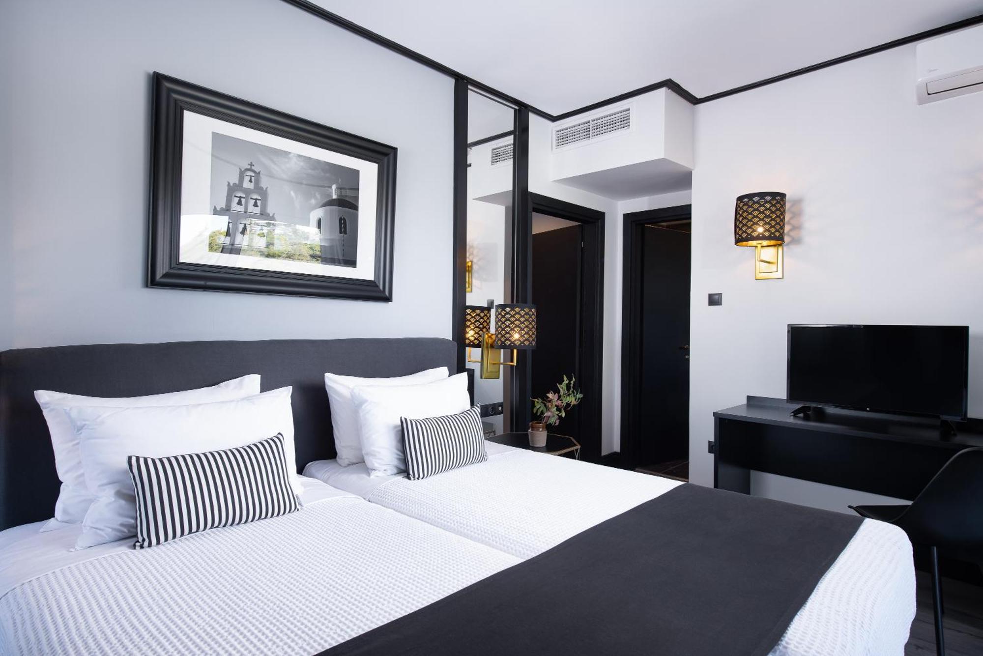 Athenian Riviera Hotel& Suites Extérieur photo