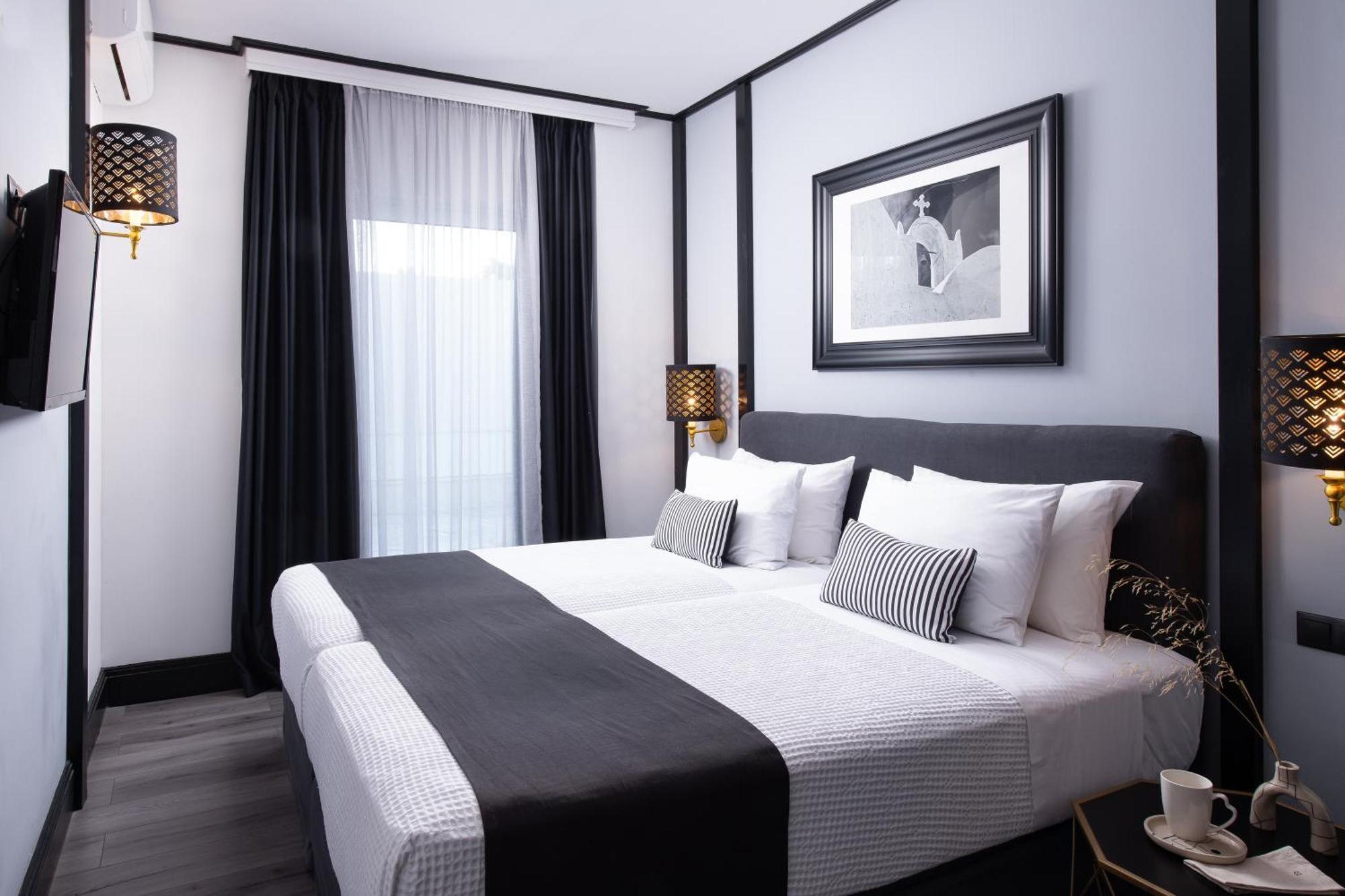 Athenian Riviera Hotel& Suites Extérieur photo