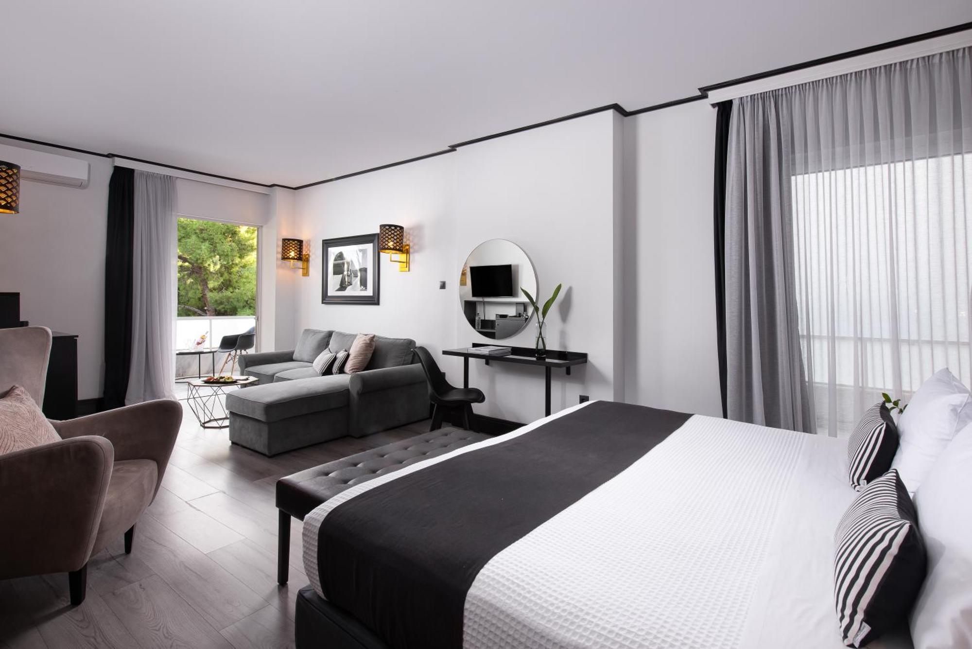 Athenian Riviera Hotel& Suites Extérieur photo