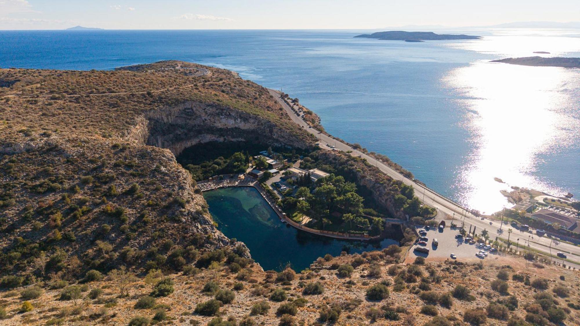 Athenian Riviera Hotel& Suites Extérieur photo